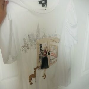 DKNY White T-Shirt with City Graphic New without tag
